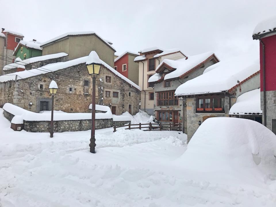 Hotel Rural Pena Castil Sotres Eksteriør bilde